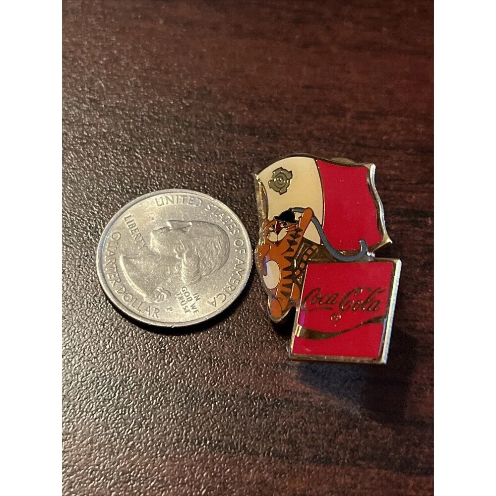 Vintage 1988 Seoul Olympics Coca‎ Cola Hodori Tiger Malta Flag Lapel Pin